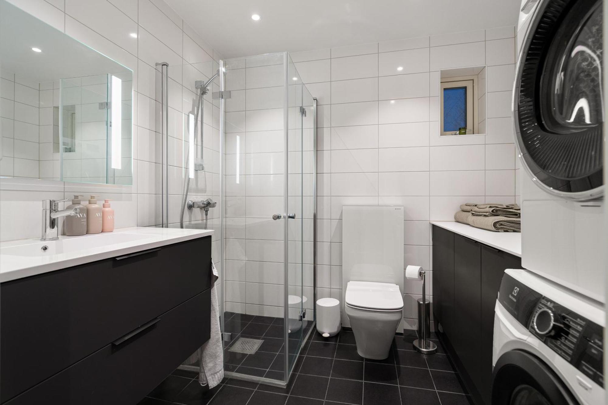 Arctic Luxury I Free Parking Villa