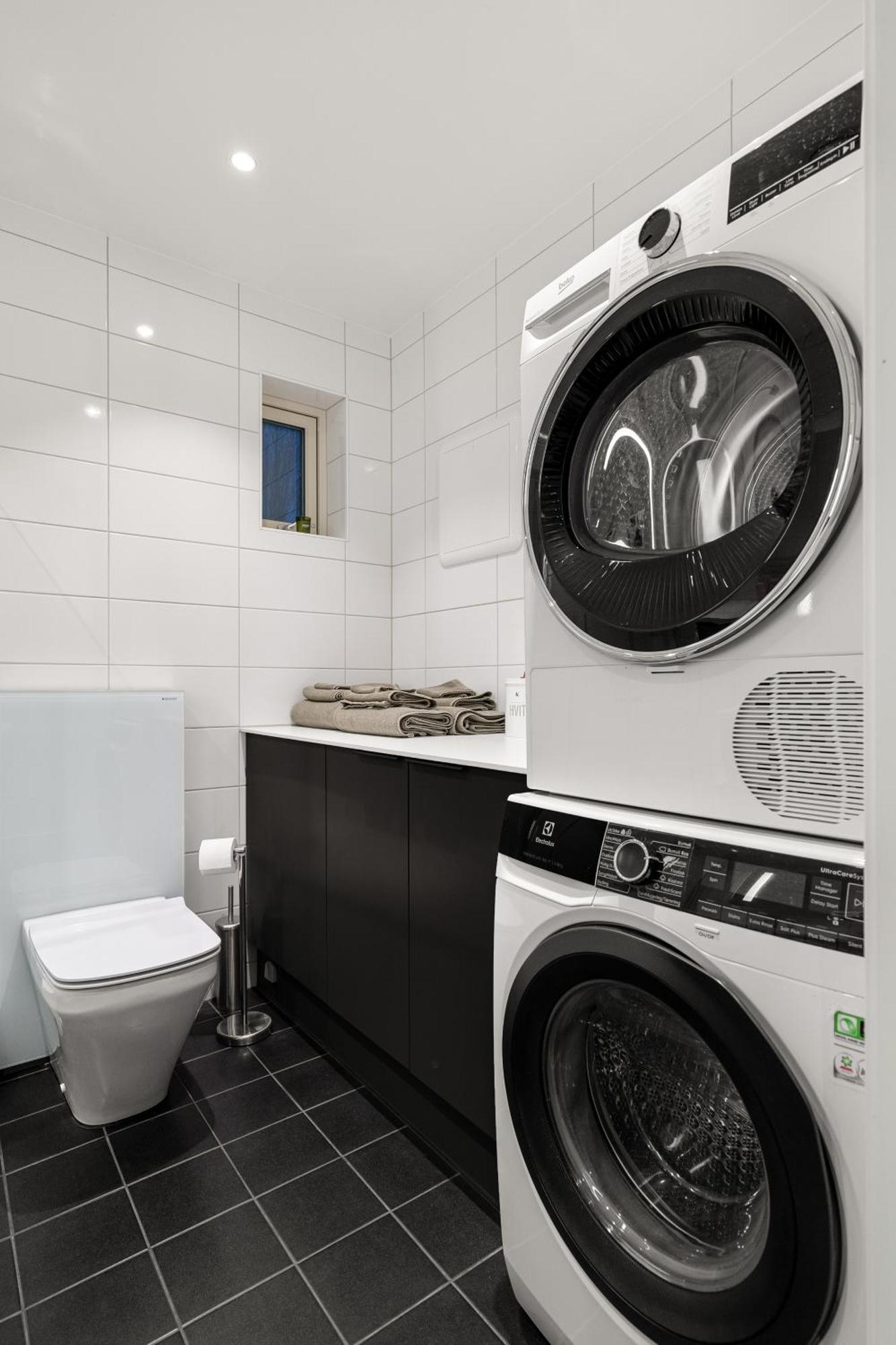 Arctic Luxury I Free Parking Villa *